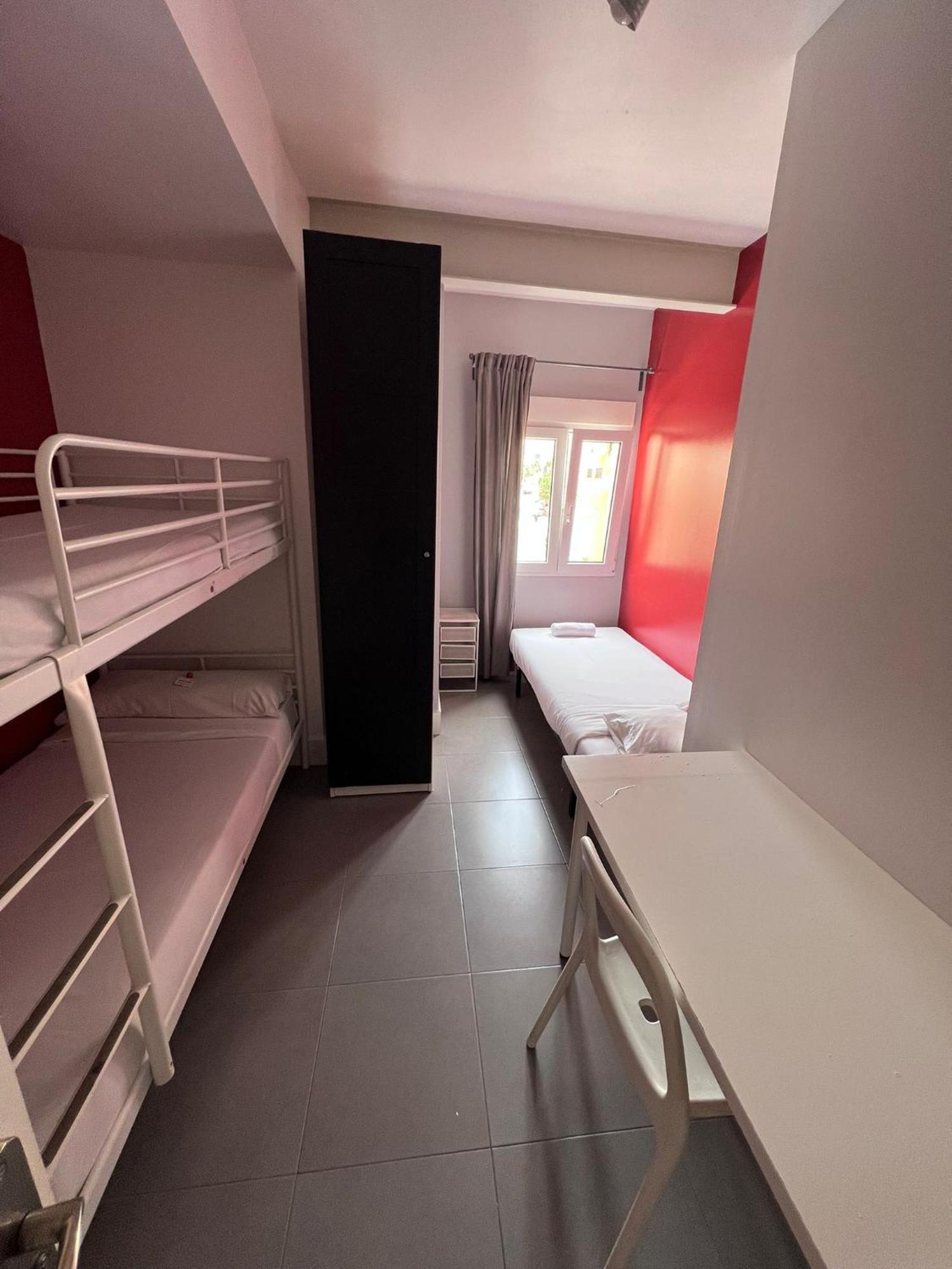 Bbtk Malaga Hostel Exterior photo